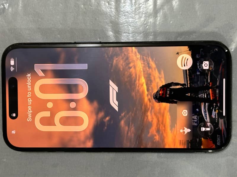 Apple iPhone 15 Pro 2