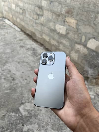 Apple iPhone 13 Pro