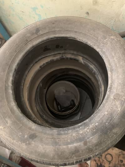 Tyre hy 3 car ke 2 barey hy tyre for sale