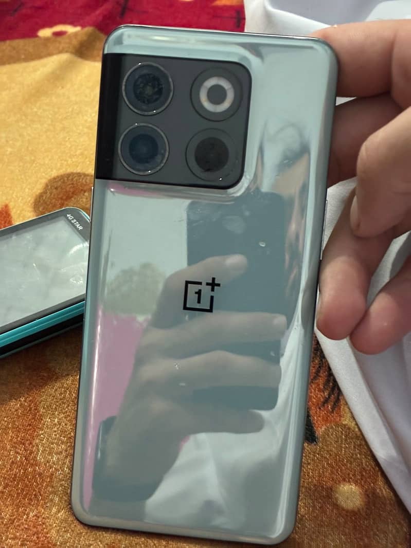 One Plus 10T 1