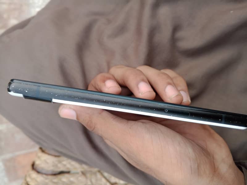 Google Pixel 6a 1
