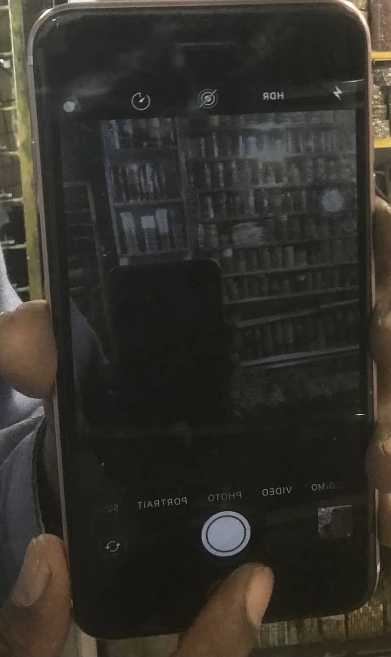 Apple iPhone 7 Plus 1