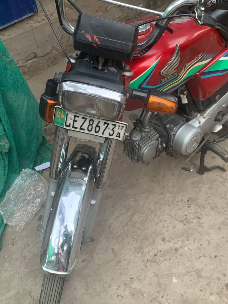 Honda CD 70 4