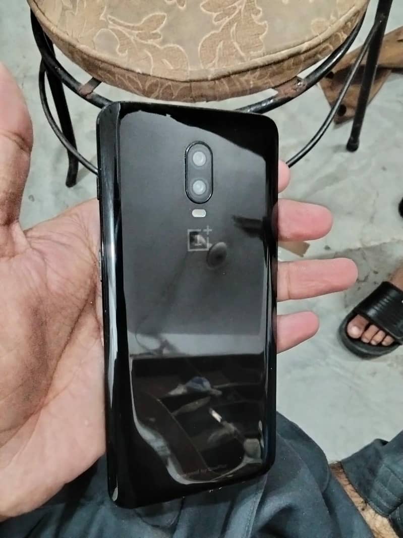 One Plus 6T 4
