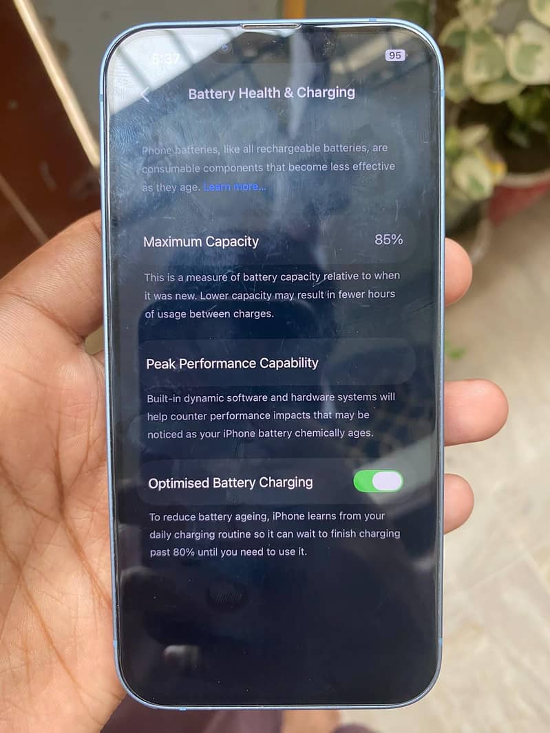 Apple iPhone 14 3