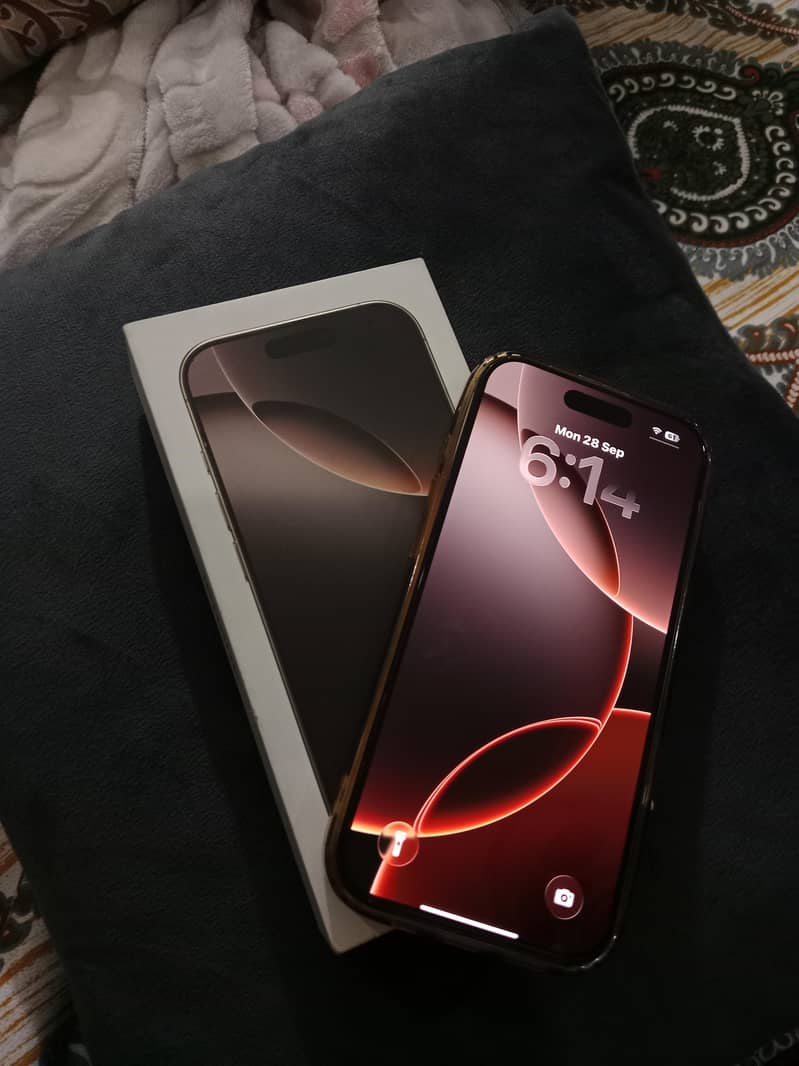 Apple iPhone 16 Pro 0