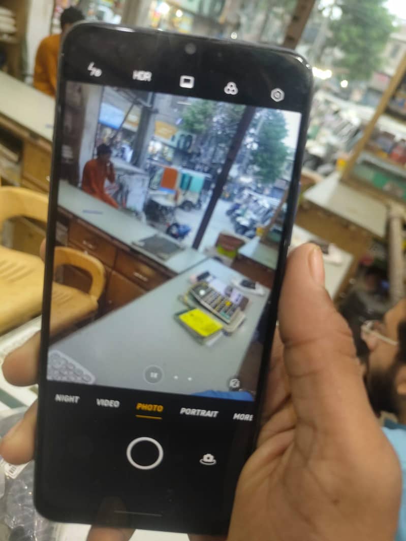 Realme C12 4
