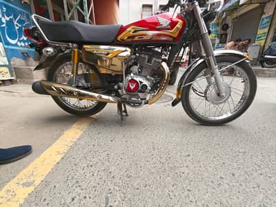 Honda 125 motorcycle