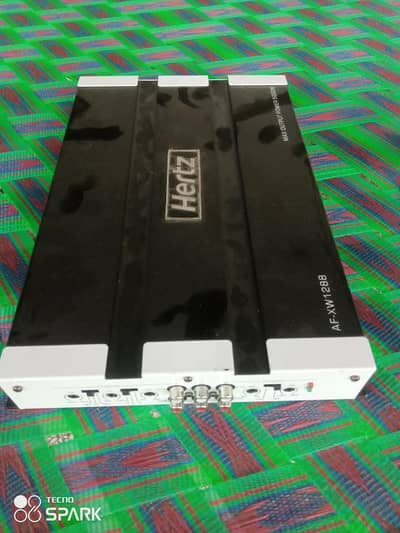 Best  2 amplifiers of Bose and Hertz