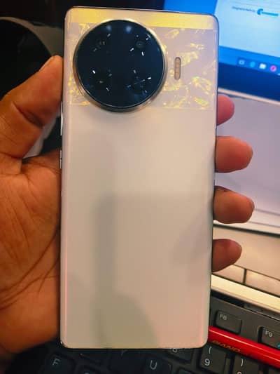 Tecno Spark 20 Pro Plus