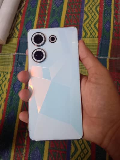 Tecno CAMON 20 8+8 256 gb 10/9.5 condition with box urgent sale