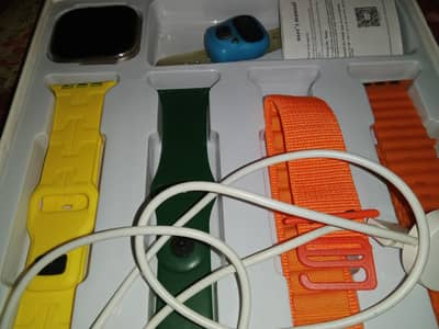 Bluetooth, speakers, Whatsapp,game