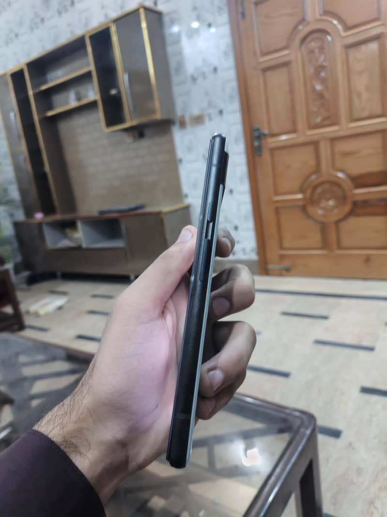 Google Pixel 6a 4