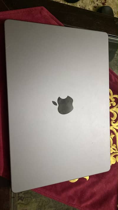 MacBook pro m1 pro