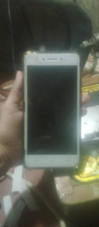 OPPO A37