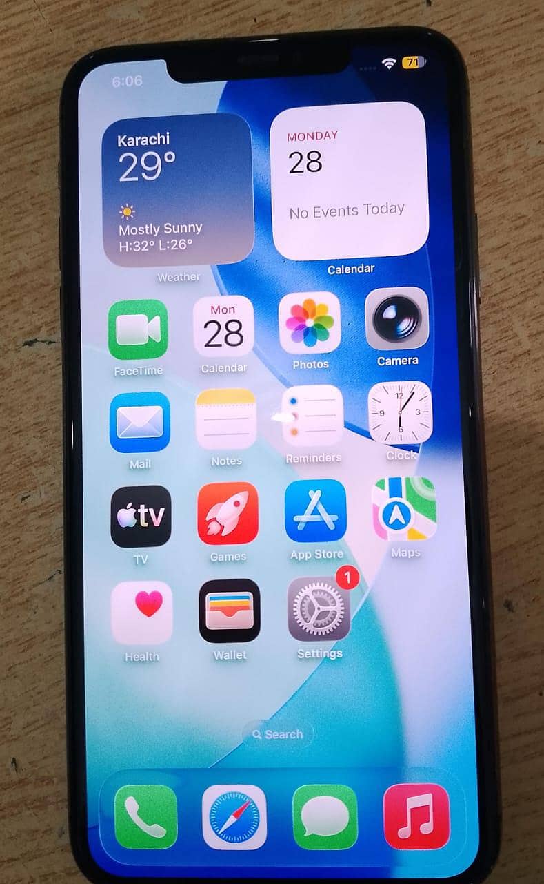Apple iPhone 11 pro Max 0