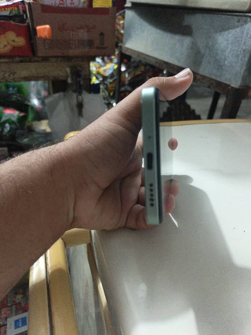 Xiaomi POCO C75 3