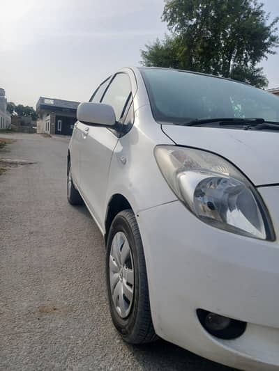 Toyota Vitz 2006