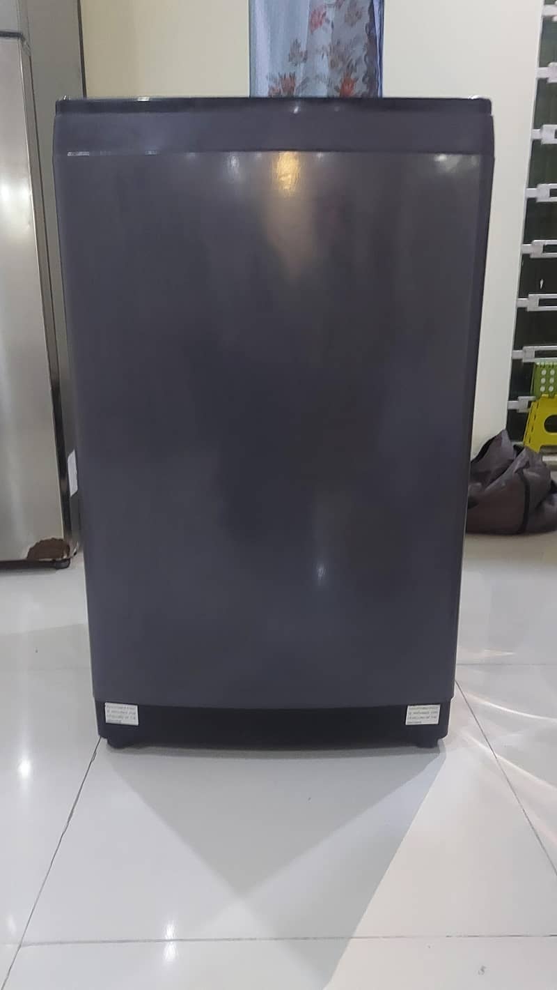 Haier fully automatic Washing machine 1