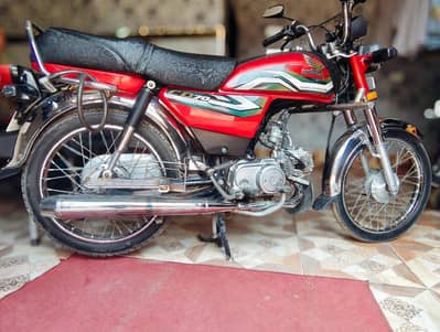 Honda CD 70 |Model 2023 | Red Color | Sealed Engine | Lush Condition|