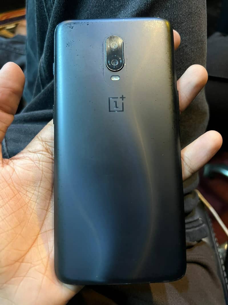 One Plus 6T 2