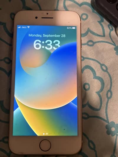 Apple iPhone 8