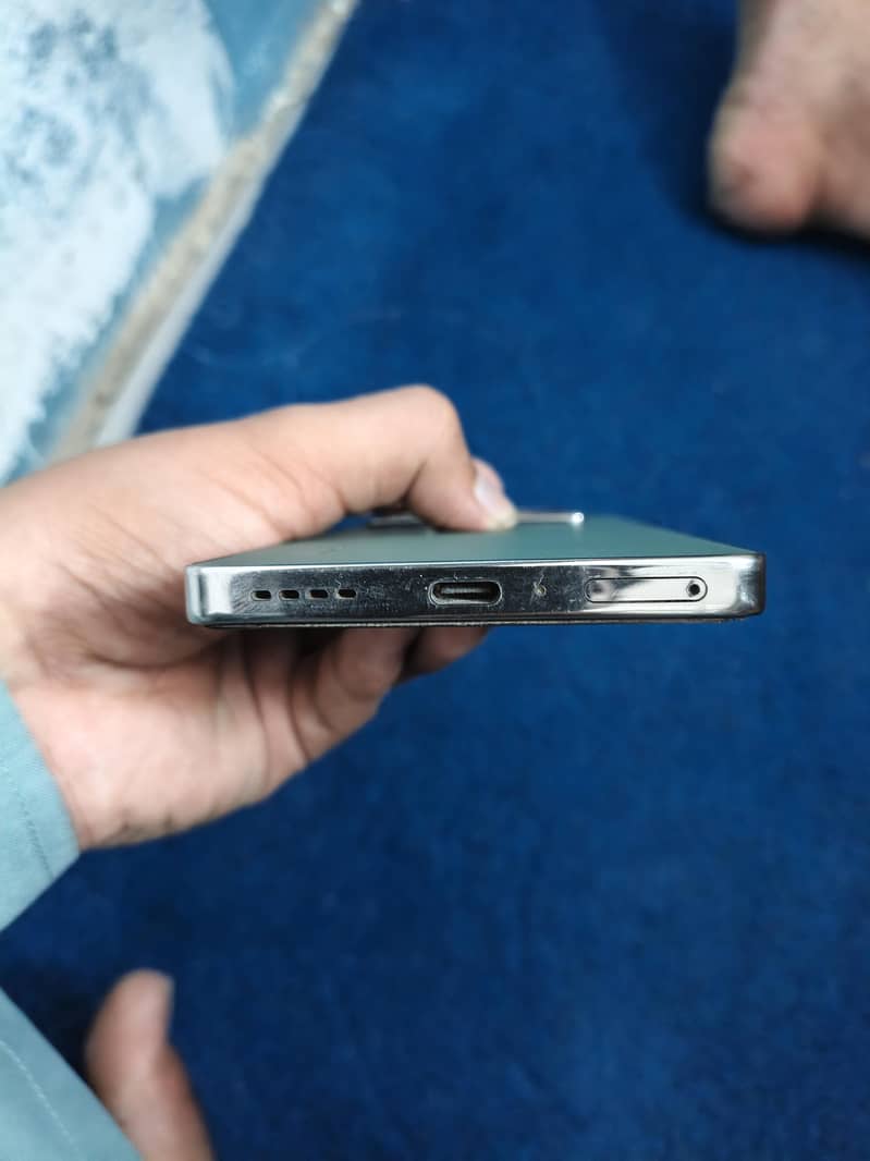 Infinix Note 40 Pro 3