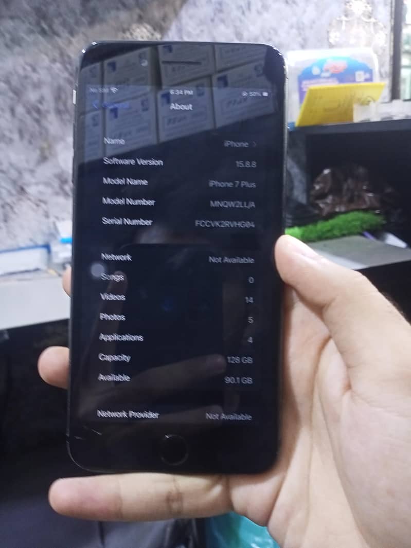 Apple iPhone 7 Plus 4