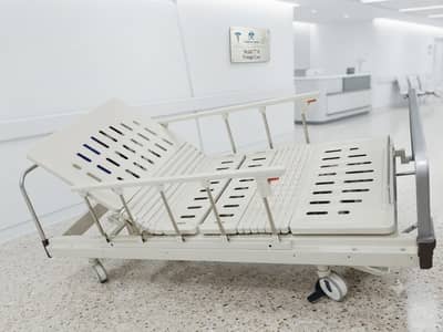 Hospital Bed /Patient Bed 3 Function Imported Patient Bed with metress