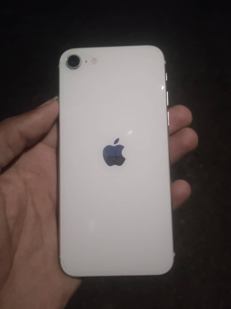 Apple iPhone SE 3 0