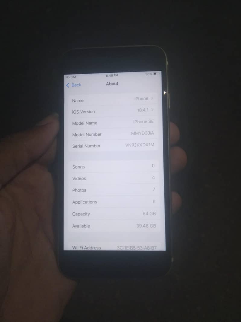 Apple iPhone SE 3 2