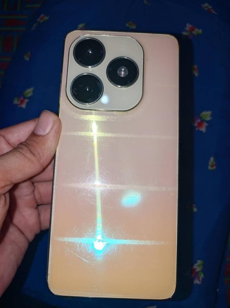 Tecno Spark 20 3