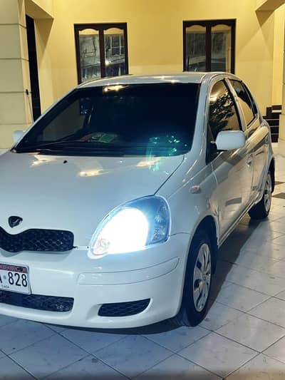 0311/33 33/019 Toyota Vitz 2003/7  excellent conditon