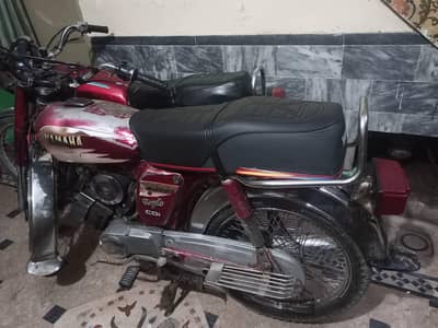 Yamaha y 100 Royal