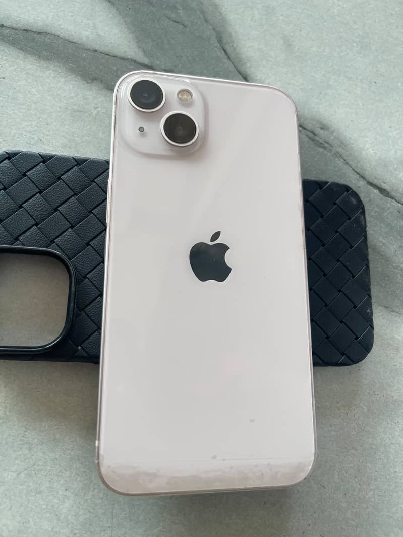 Apple iPhone 13 0