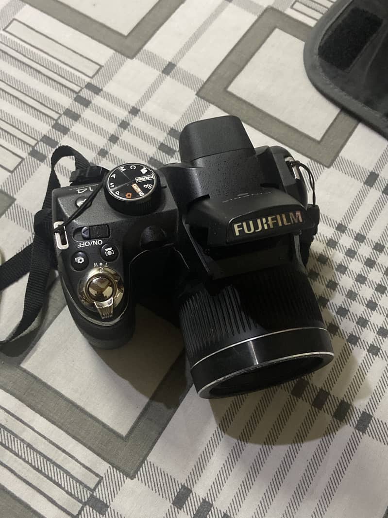 Finepix S3200 1