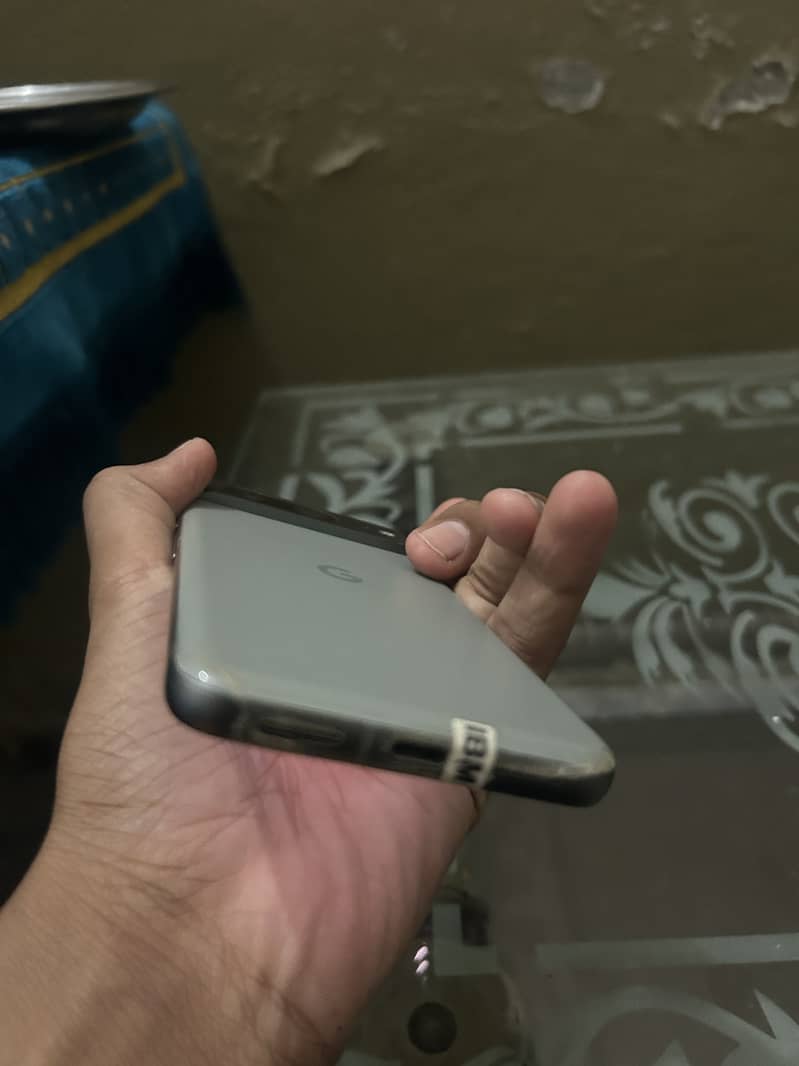 Google Pixel 8 1