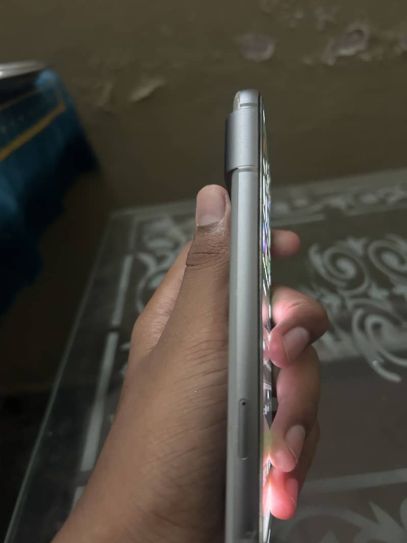 Google Pixel 8 2