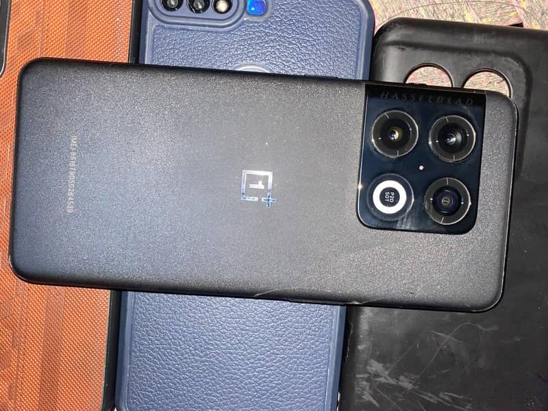 One Plus 10 Pro 5