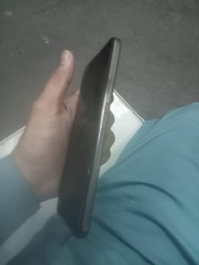 Vivo Y29