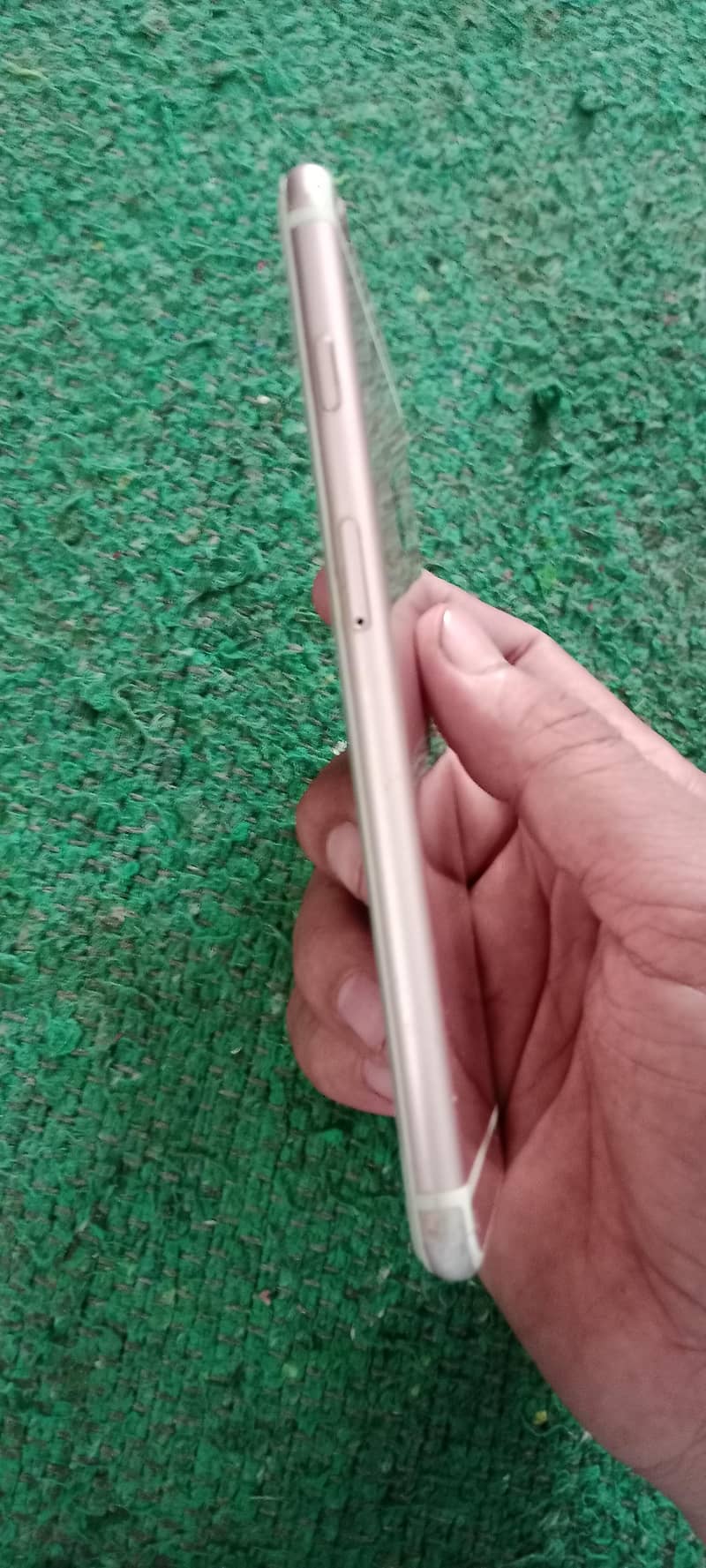 Apple iPhone 6S Plus 2