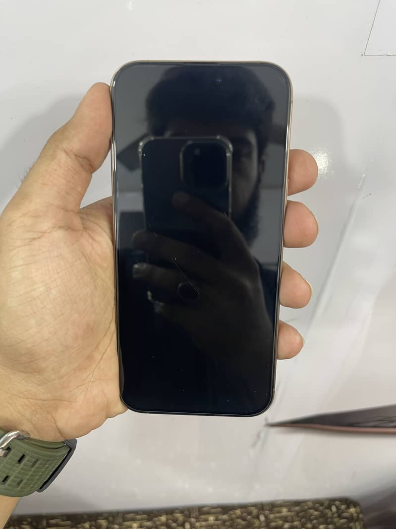 Apple iPhone 15 1
