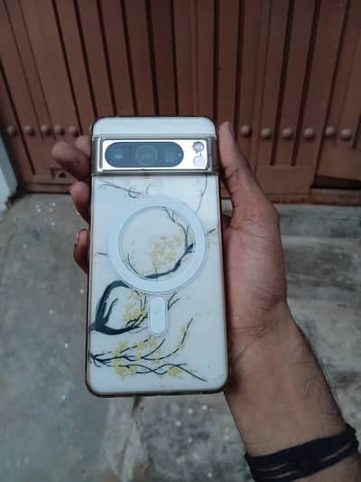Google Pixel 8 Pro