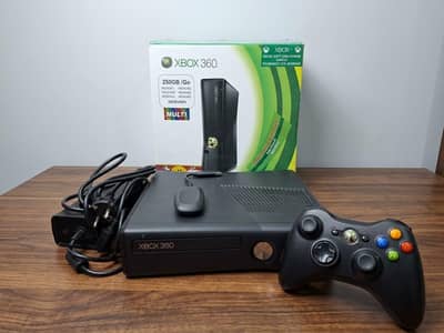 Xbox360 320GB (Pre installed games with GTA 5 & Top Games) Plug & Play