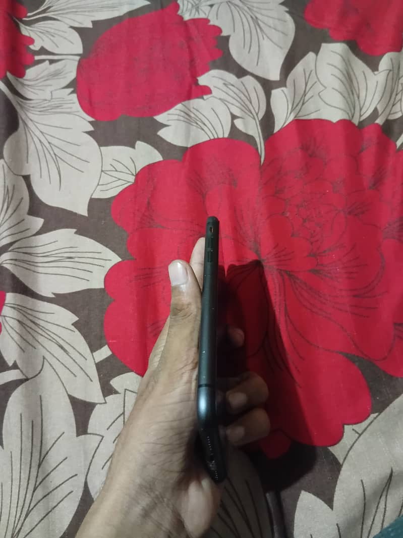 Apple iPhone 11 9