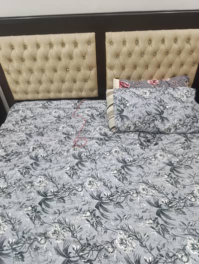 like New double Bed with wooden Crates without side tables
