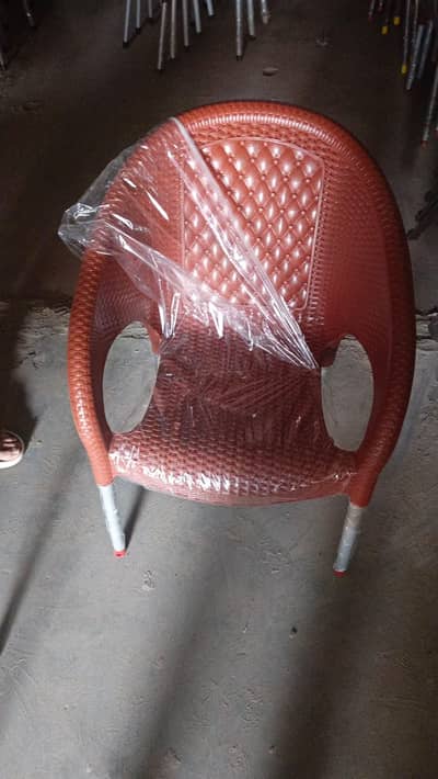 plastic chairs table wholesalers