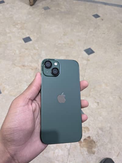 Apple iPhone 13