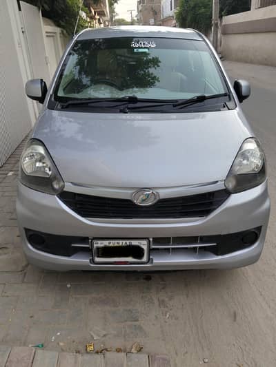 Daihatsu Mira 2011