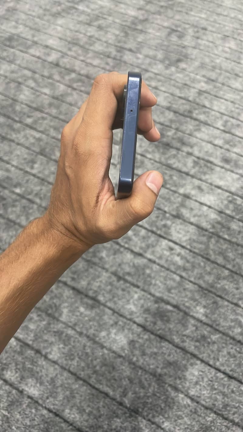 Samsung Mobile A06 3